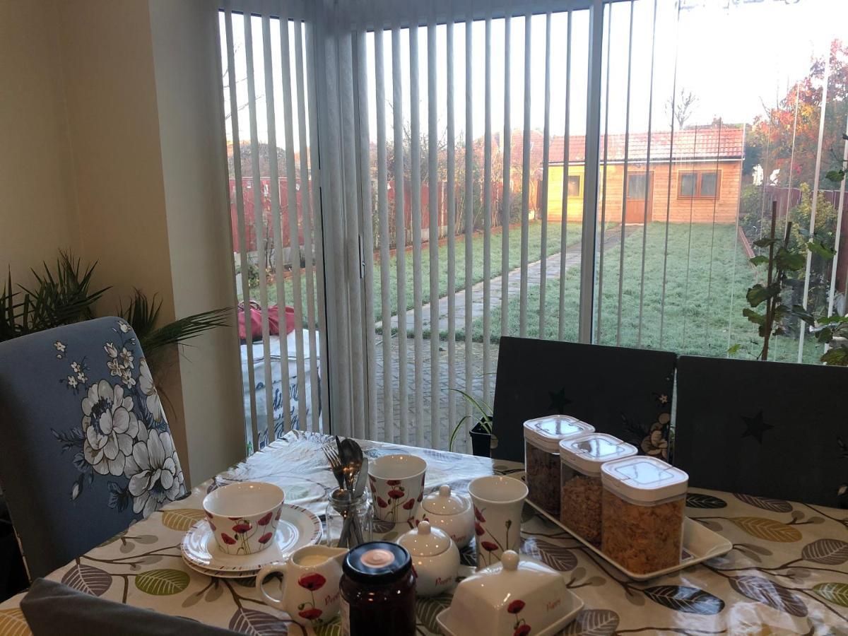 Lyndon B&B Solihull Exteriör bild